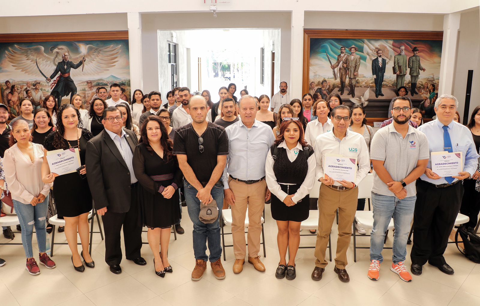 EMPRENDEDORES-CORTAZAR