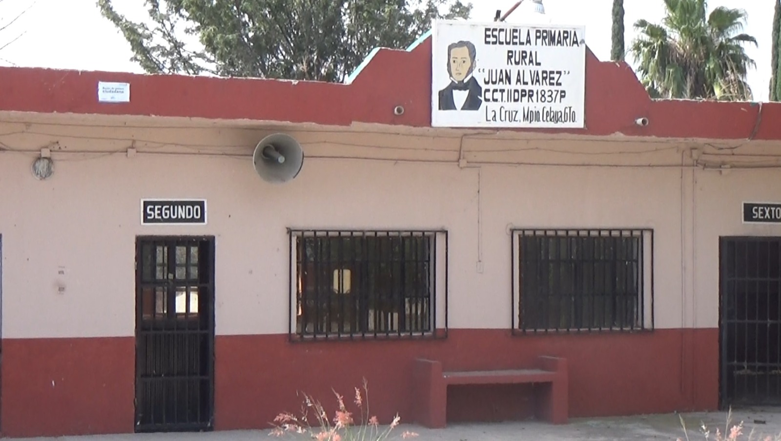 ESCUELA-1