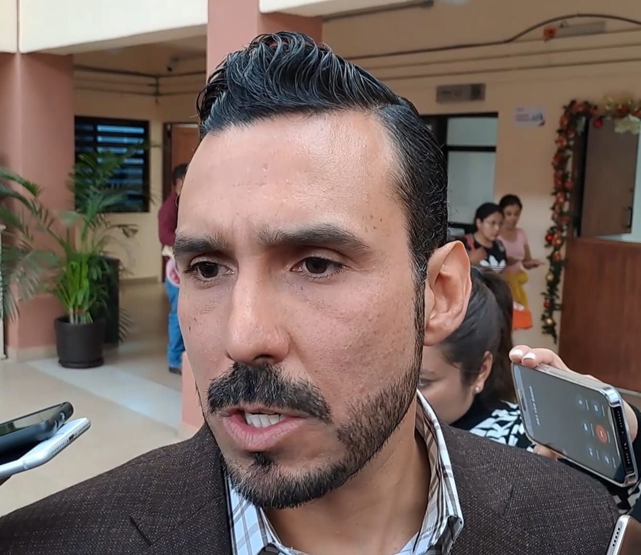 Imagen-de-WhatsApp-2023-12-05-a-las-16.21.10_c52c509d