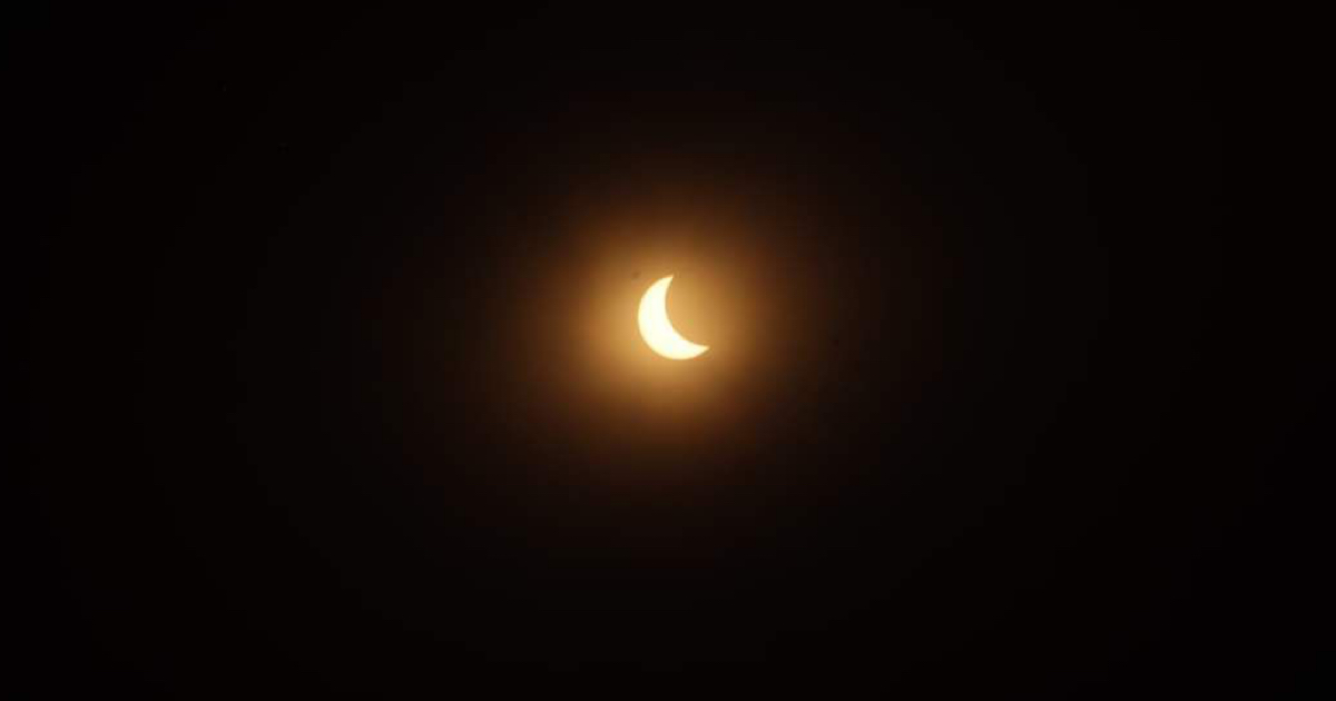 ECLIPSE LEÓN