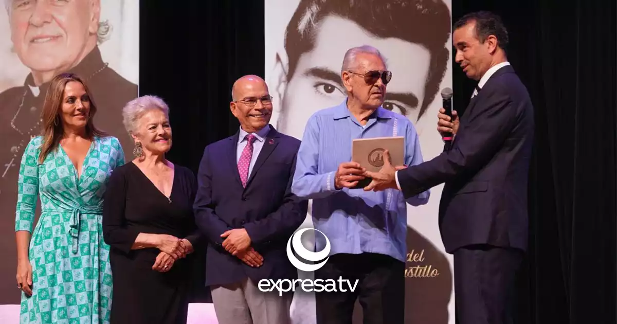 HOMENAJE ERIC DEL CASTILLO