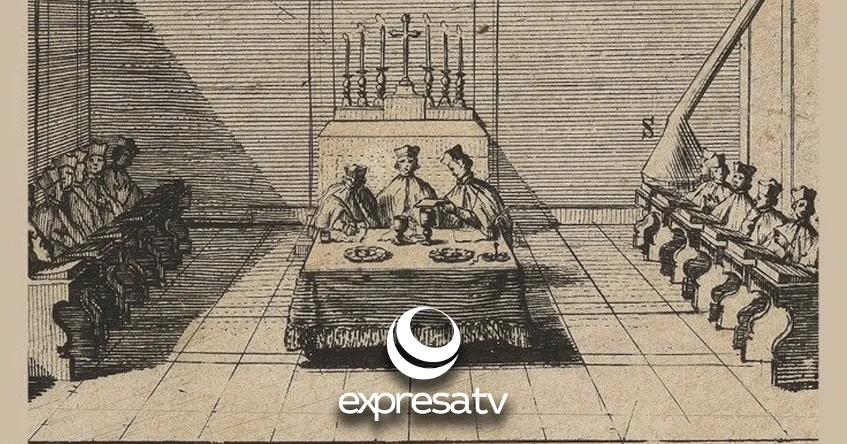 CÓNCLAVE EN LA HISTORIA