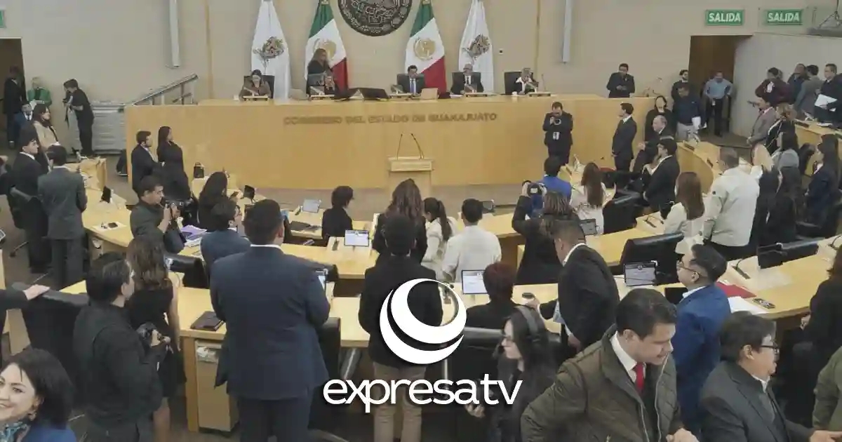 JÓVENES POLÍTICA